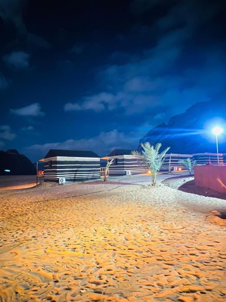 فندق Moon Night Camp وادي رم المظهر الخارجي الصورة